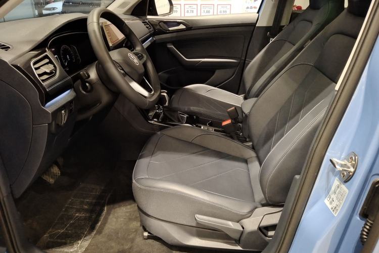 Used Volkswagen Tharu 2025 NewRui 300TSI Prestige Edition
