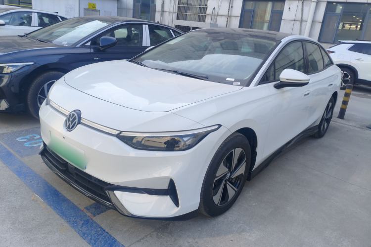 Used Volkswagen ID.7 VIZZION 2024 AIR model
