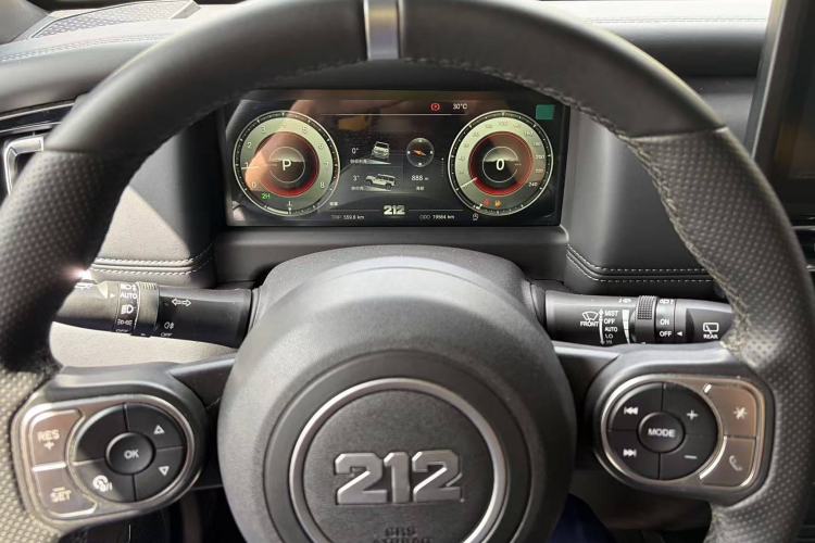 Used 212 T01 2024 2.0T Mechanic