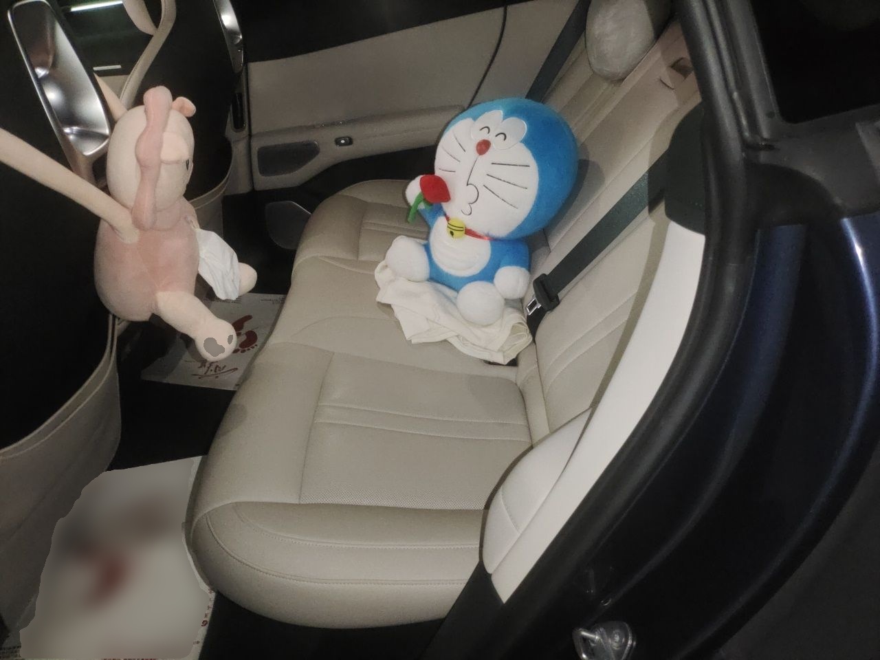 Xiaomi Auto YU7 2025 Ultra-Long Range High-Performance All-Wheel-Drive Max Edition — снимка 17