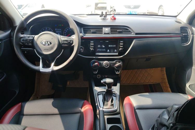 Used Kia KX Cross 2017 1.4L AT GLS
