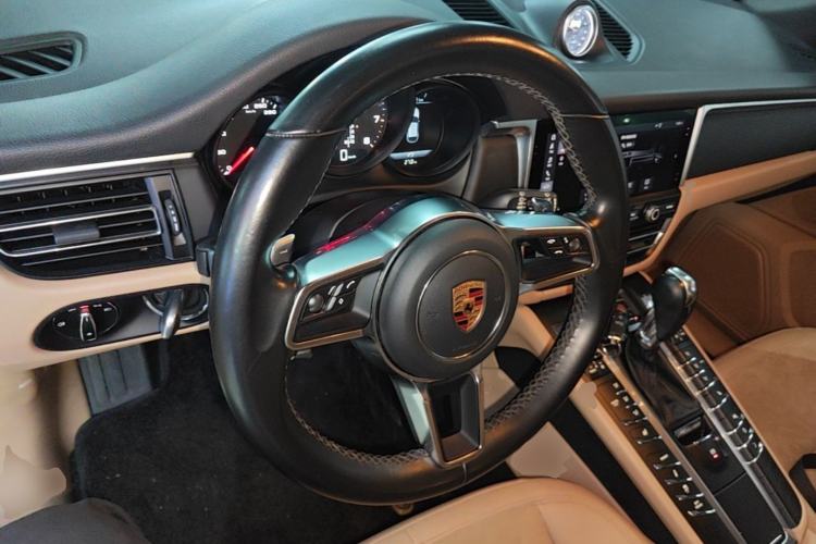 Used Porsche Macan 2018 Macan 2.0T
