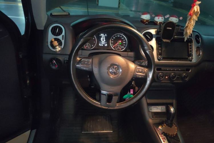 Used Volkswagen Tiguan 2015 1.8TSI Automatic Two-Wheel Drive Comfort Edition Steering Wheel