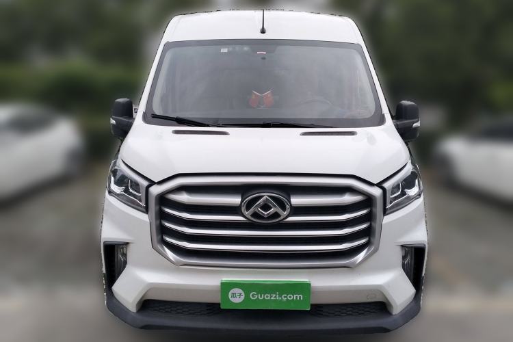 Used SAIC MAXUS Xintu V90 2020 2.0T Manual Yunjie Version Front-Wheel Drive with Single Rear Tire Short Wheelbase High-Roof Design 6-Seater
