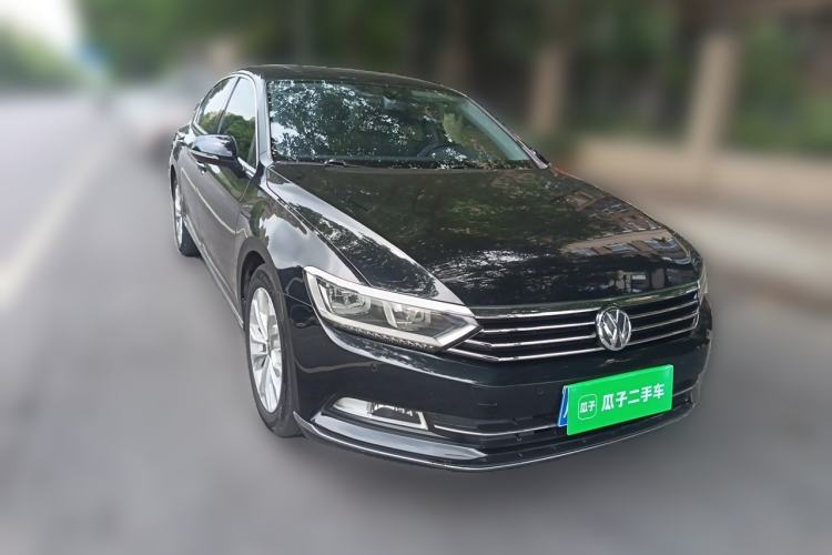 Used Volkswagen Magotan 2017 330TSI DSG Luxury Model