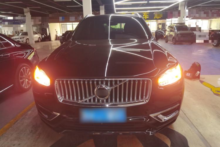 Used Volvo XC90 2023 B6 Zhiyi Luxury Edition 7-Seater Front