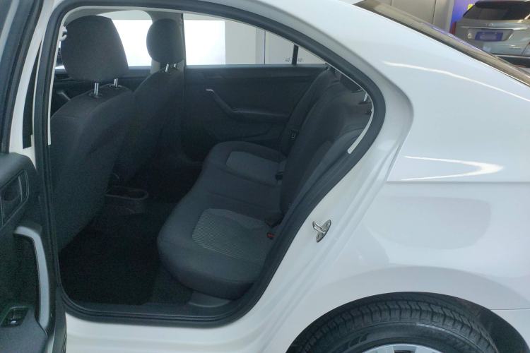 Used Volkswagen Santana 2016 1.4L Manual Fashion Edition