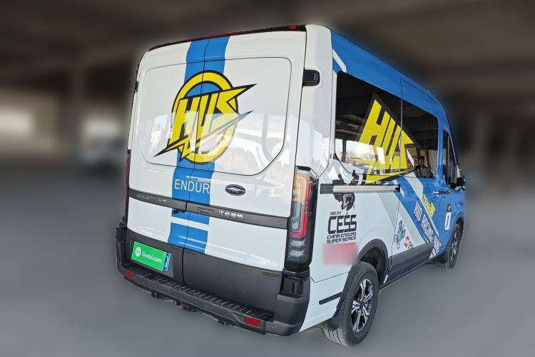 Used Ford Transit T8 2024 T8 2.3T Diesel Automatic Mid-Drive Mid-Roof 6-Seater Fully Equipped 2/2/2 Configuration
