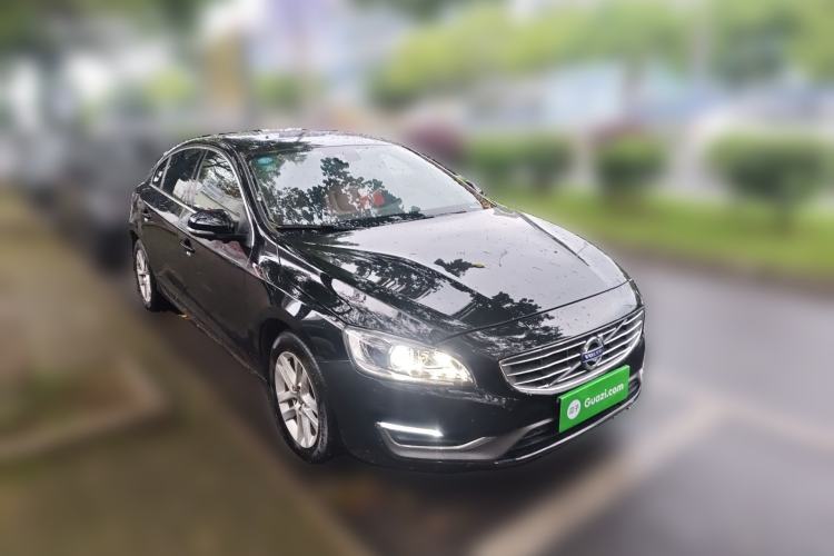 Used Volvo S60 2017 S60L T3 Smart Upgrade Edition Front Right 45 Deg