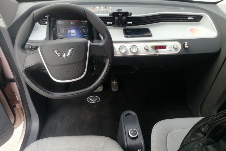 Used Wuling Hongguang MINIEV 2021 Macaron Premium Model – Lithium Iron Phosphate