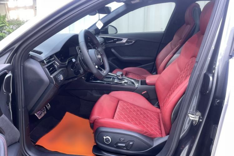 Used Audi S4 2023 S4 Avant 3.0TFSI Interior 3