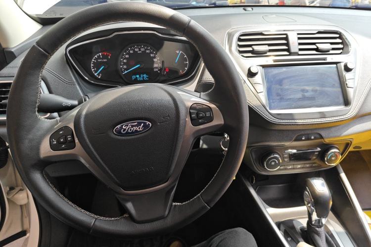 Used Ford Escort 2017 Happiness Edition 1.5L Automatic Fashion Version