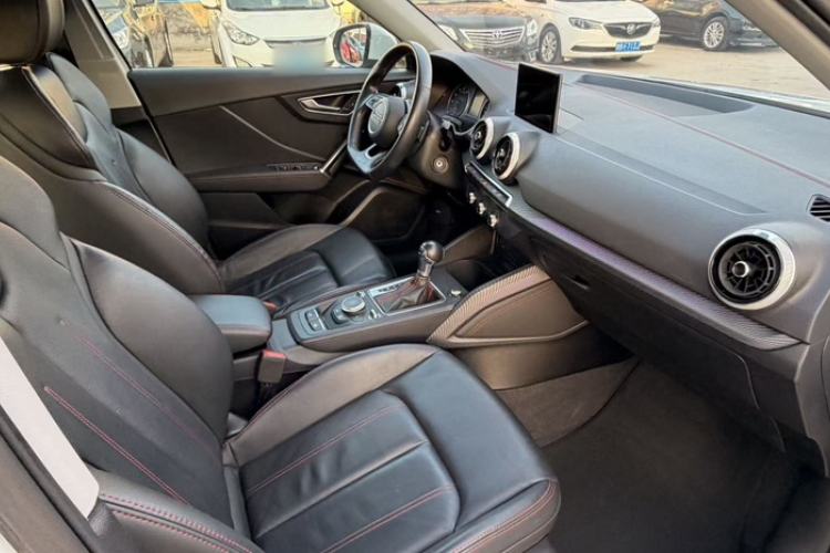 Used Audi Q2L 2022 35 TFSI Progressive Dynamic Edition Interior 4