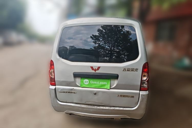 Used Wuling Rongguang 2011 1.2L Base Version
