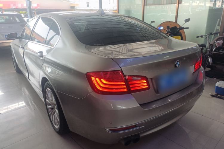 Used BMW 5 Series 2014 525Li Luxury Design Package Rear Left 45 Deg