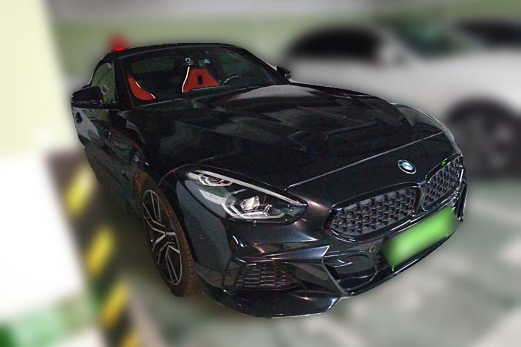 Used BMW Z4 2022 sDrive 25i M Sport Package Front Right 45 Deg