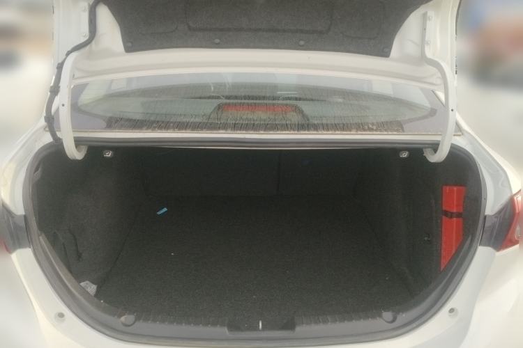 Used Mazda 3 Axela 2017 Sedan 1.5L Automatic Luxury Model Emission Standard China V Trunk