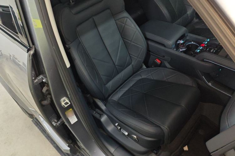 Used Formula Leopard 5 2025 Cloud Ride Laser-based Kunpeng Intelligent Driving Edition
