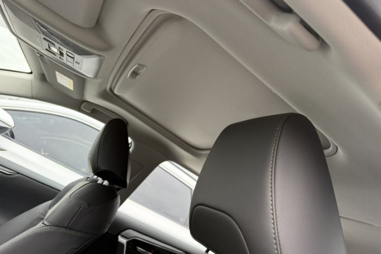 Used Toyota RAV4 2022 2.0L CVT 4x4 Style Plus Edition