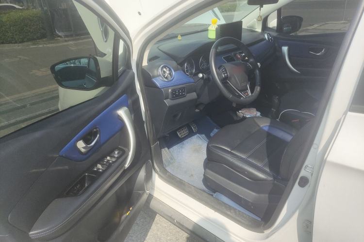 Used Haval H1 2015 1.5L AMT Urban Model