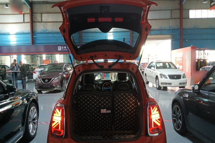 Used MINI MINI 2021 1.5T COOPER Artist
