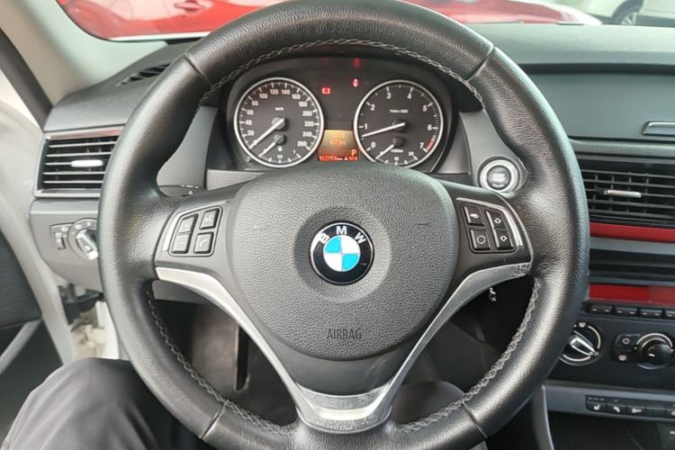 Used BMW X1 2015 sDrive18i Fashion Upgrade Edition