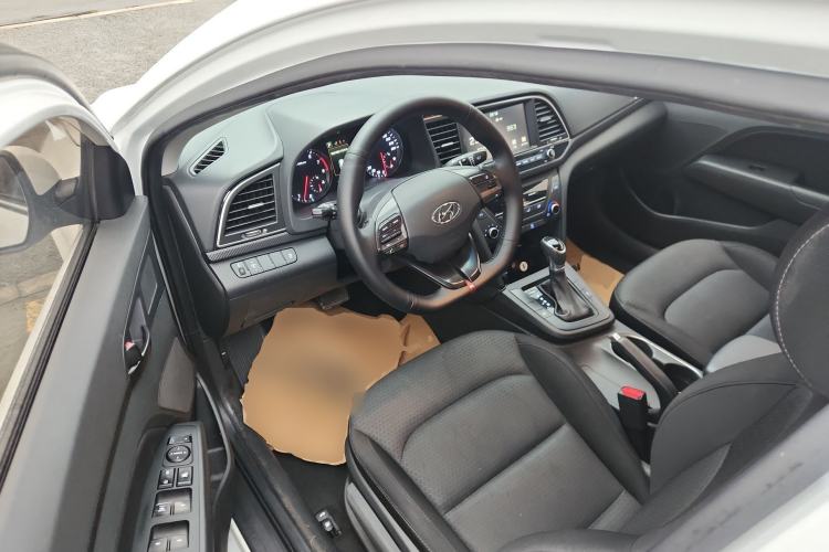 Used Hyundai Elantra (6th Generation / Lingdong) 2018 1.4T Dual-Clutch Xuan Dong · Dynamic Edition Driver Seat