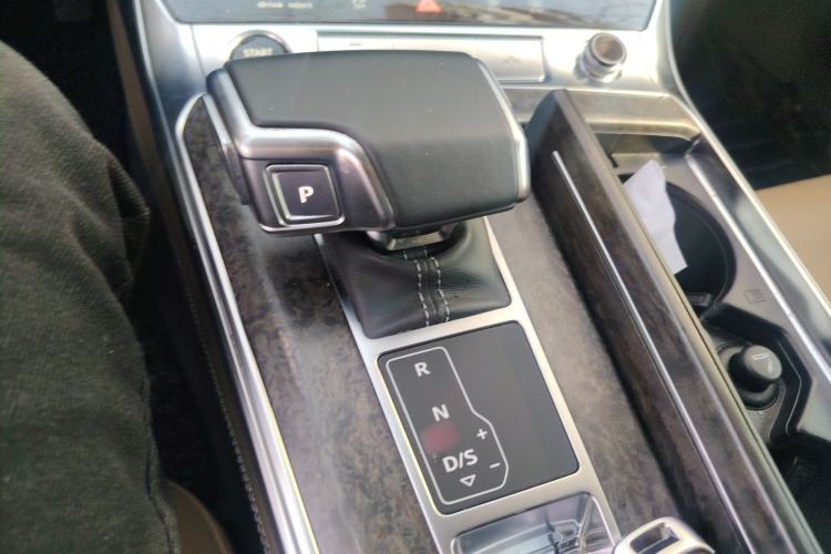 Used Audi A6L 2021 55 TFSI quattro Prestige Edition Gear Lever