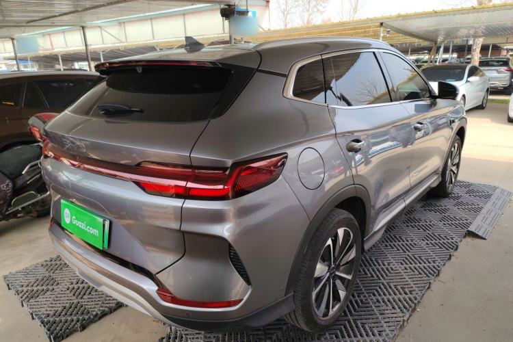 Used BYD Song PLUS New Energy 2025 EV Intelligent Driving Edition 520km Luxury Model Rear Right 45 Deg