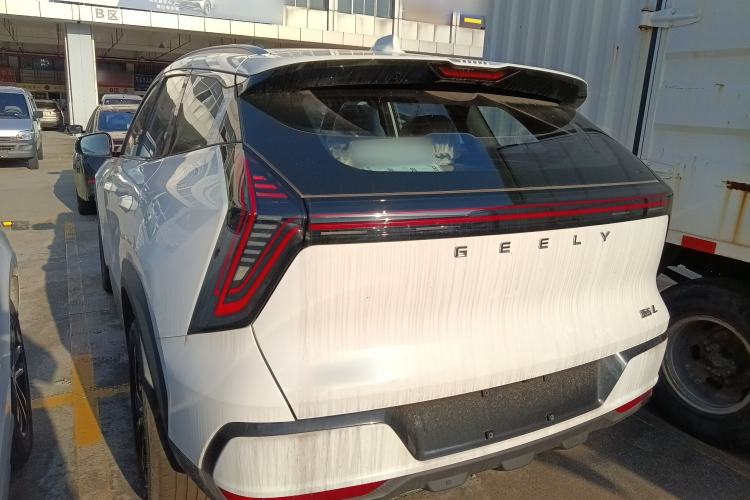 Used Geely Auto FX11 2025 4th Generation 1.5TD DCT – The Start