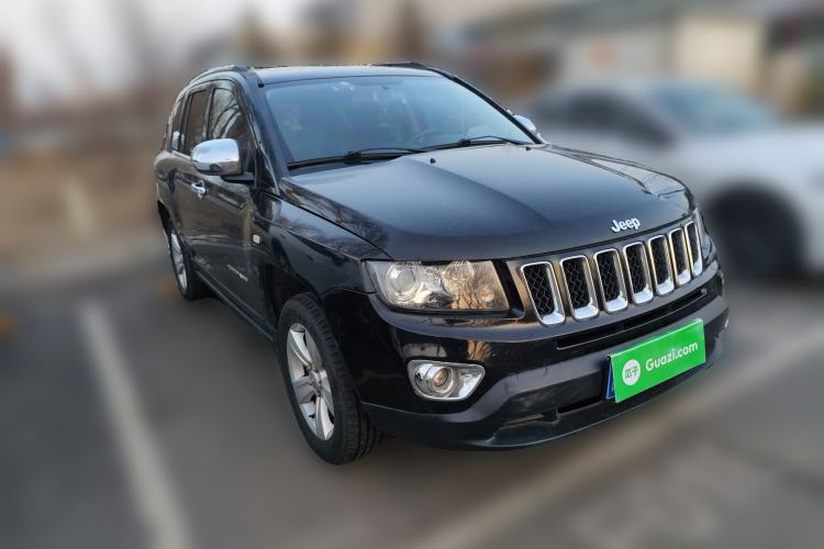 Used Jeep Compass 2013 2.4L four-wheel-drive sport version