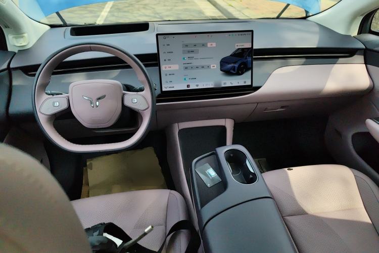 Used Hongqi Tiangong 06 2025 660 4x4 Smart Selection Edition Center Console