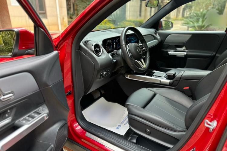 Used Mercedes-Benz GLB 2023 Refresh GLB 200 Fashion Edition
