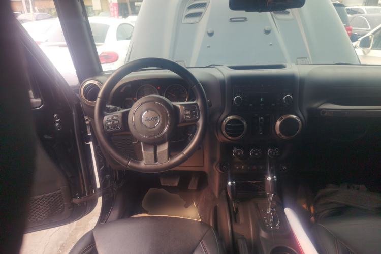 Used Jeep Wrangler 2016 3.0L Sahara 75th Anniversary Edition
