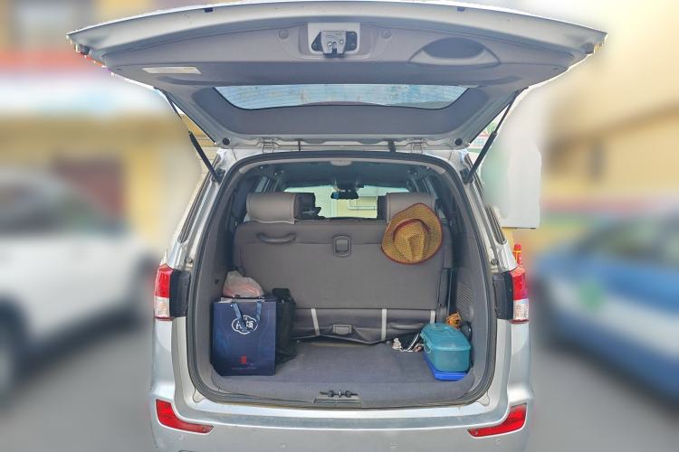 Used SsangYong Rodius 2014 2.0T Diesel Two-Wheel Drive Elite Navigation Edition
