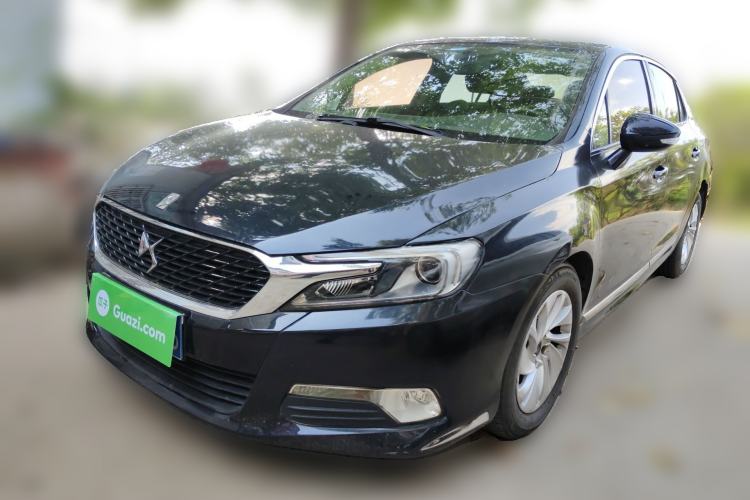 Used DS 5LS 2014 1.8L automatic Comfort version VTi140