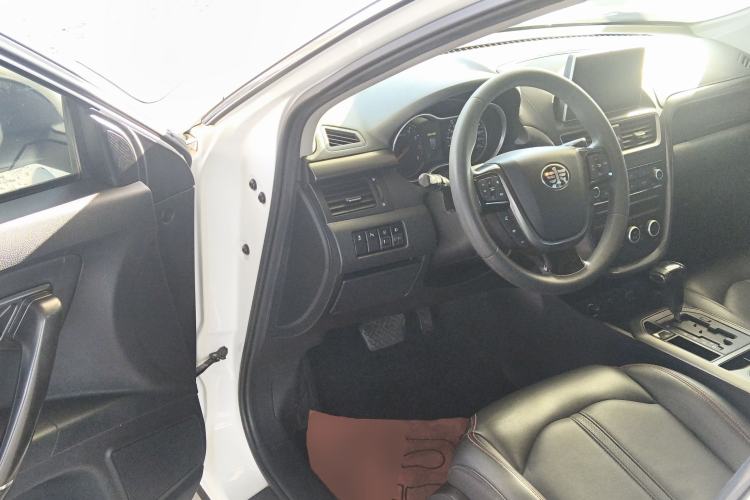 Used Bestune X80 2017 2.0L Automatic Elite Edition
