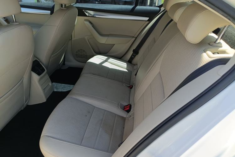 Used Skoda Octavia 2015 1.6L Automatic Yijie Edition