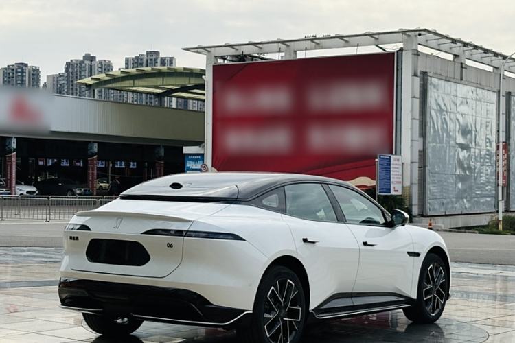 Used Avatr 06 2025 Max All-Electric Version