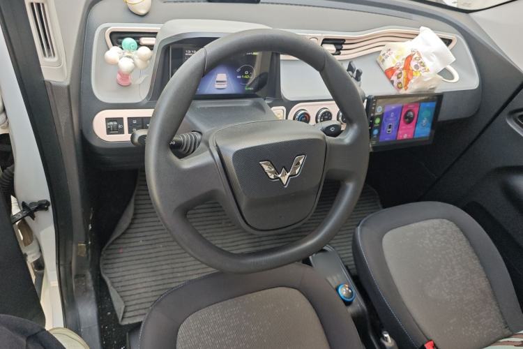 Used Wuling Hongguang MINIEV 2020 Enjoy Edition Lithium-Ion Battery Steering Wheel