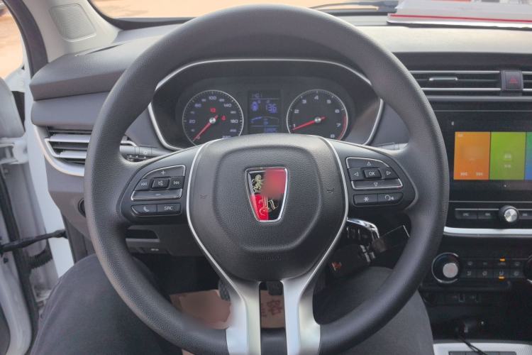 Used Roewe RX3 2020 1.6L Manual 4G Connect Super-Fresh Elite Edition
