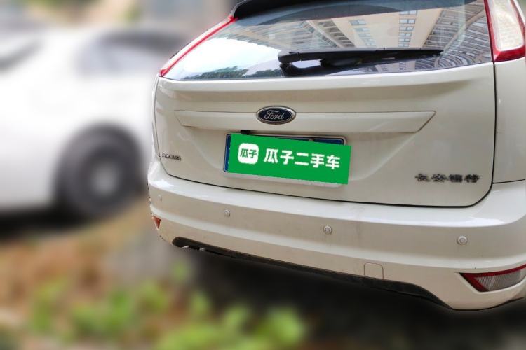 Used Ford Focus 2013 Hatchback Classic 1.8L Automatic Base Model
