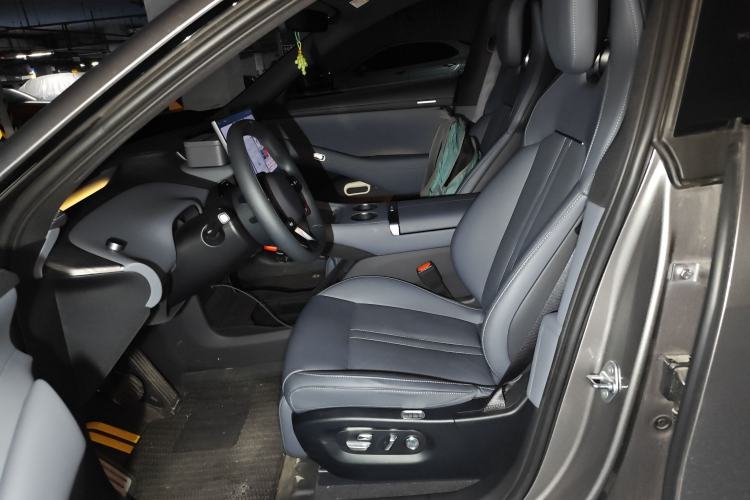 Used Xiaomi Auto YU7 2025 Ultra-Long Range Rear-Wheel Drive Version
