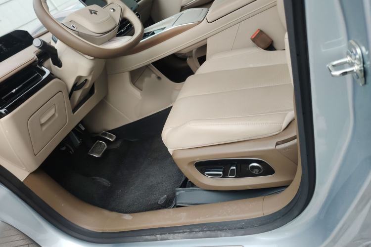 Used Hyptec HT 2023 670 Rear-Drive Ultra-High-Voltage NDA Version