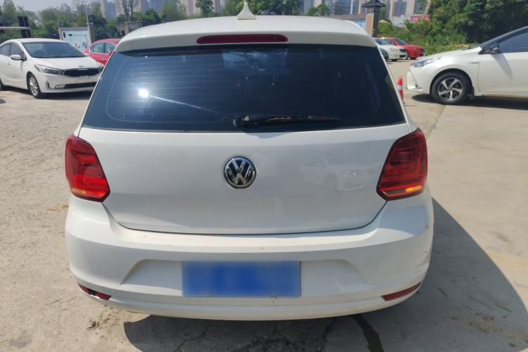 Used Volkswagen Polo 2014 1.4L Manual Fashion Edition
