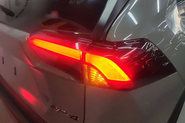 Used Toyota RAV4 2020 2.0L CVT Two-Wheel Drive Fashion Edition
