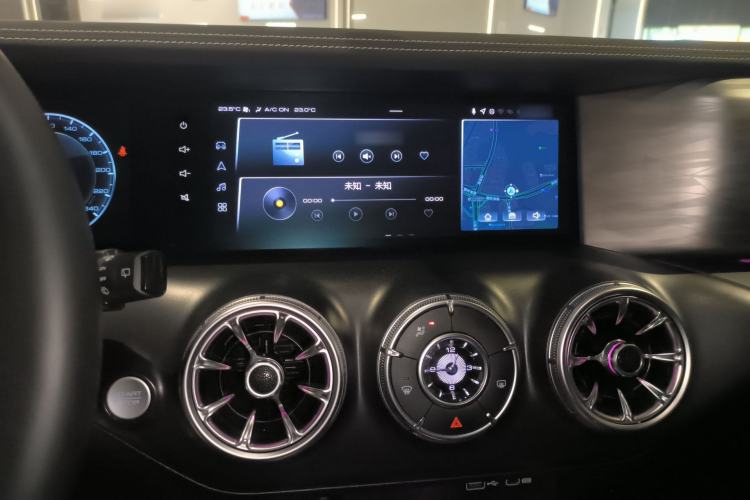 Used Tank 300 2021 Off-Road Edition 2.0T Conqueror Center Console