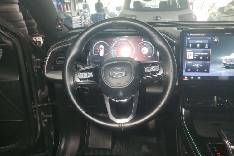 Used GAC Trumpchi GS8 2022 Linghang Series 2.0 TGDI Two-Wheel-Drive Luxury Smart Connectivity Version (7 Seats)