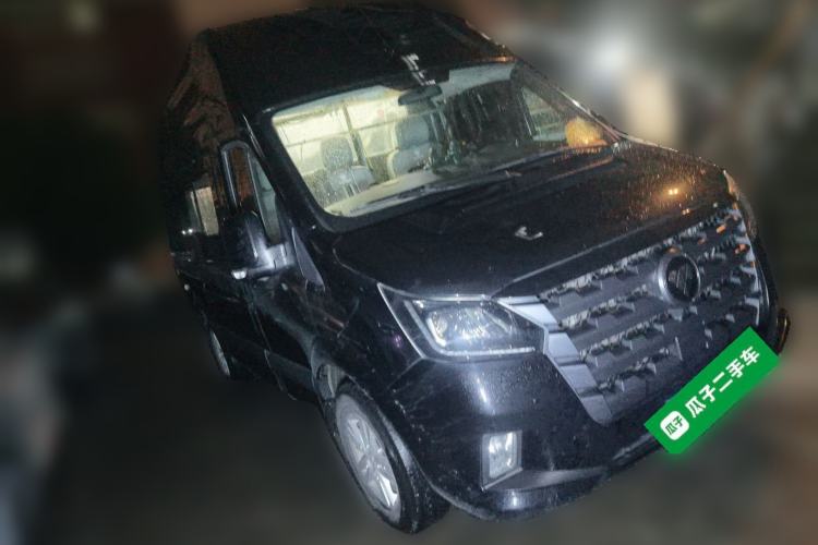 Used Foton Toano 2023 Joy Elephant Multi-Function Model Cummins 2.8T Automatic Long Wheelbase Mid-Roof Design Rear Single Tire Available in 5/6/7/9-Seater Configurations Front Right 45 Deg