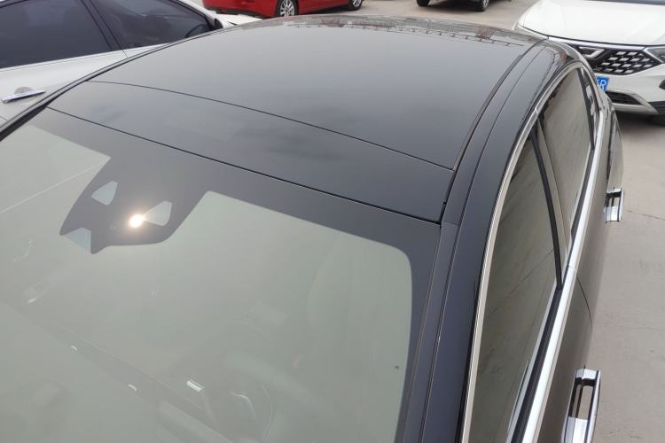 Used Mercedes-Benz E-Class 2025 Facelift E 300 L Luxury Edition
